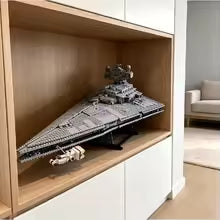 Space Warship Building Model — Assembly Display Kit