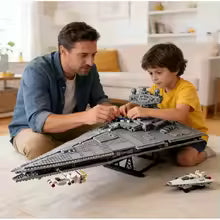 Space Warship Building Model — Assembly Display Kit
